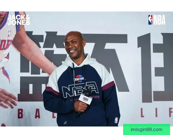 艾维情绪失控言行激烈引争议令人联想到马布里与凯-琼斯 艾维情绪失控言行激烈引争议令人联想到马布里与凯-琼斯