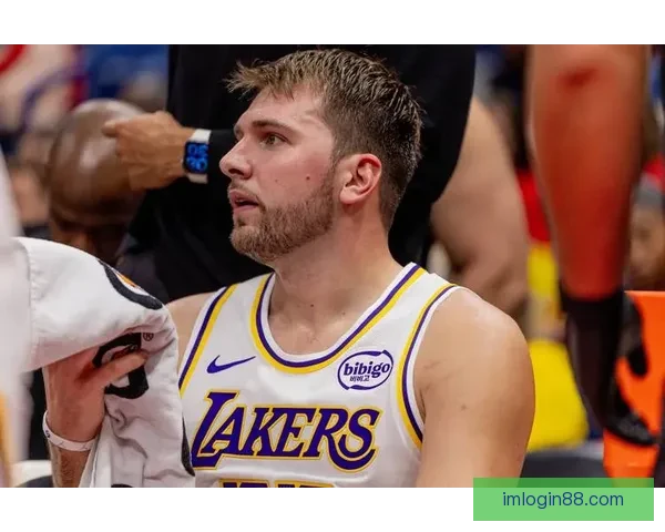 东契奇意外受伤湖人状态急转直下从巅峰跌入低谷