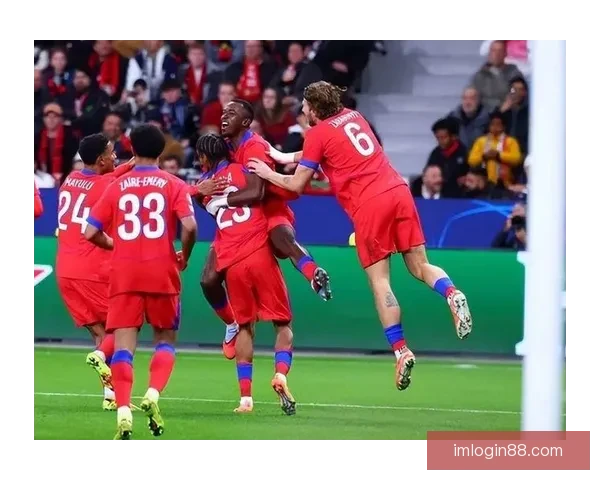 马竞巴萨激战半场平局 朱利亚诺西蒙尼拉什福德进球 冈萨雷斯染红离场 马竞巴萨激战半场平局 朱利亚诺西蒙尼拉什福德进球 冈萨雷斯染红离场